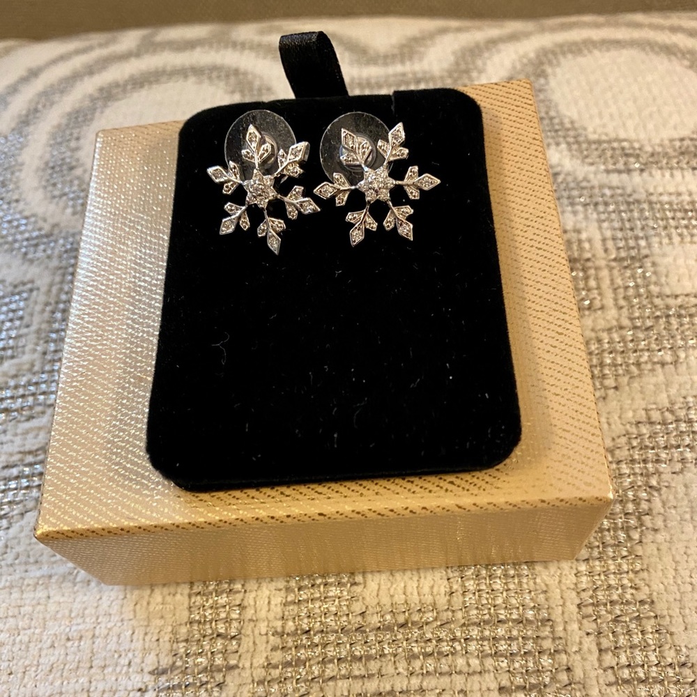 Snowflake Diamond Fashion Earrings- Never Worn!